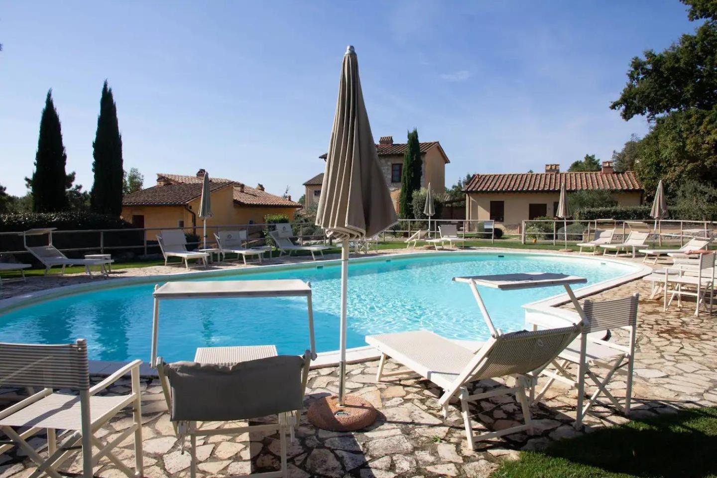 Appartamento Isenesi Gambassi Terme Exterior foto