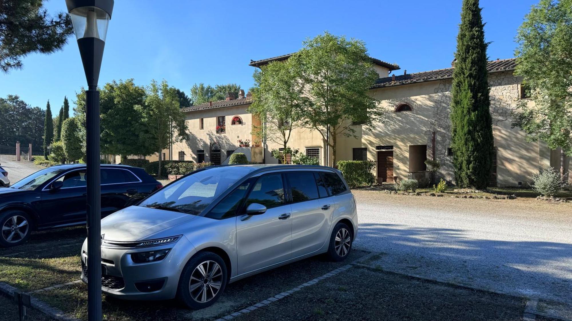 Appartamento Isenesi Gambassi Terme Exterior foto